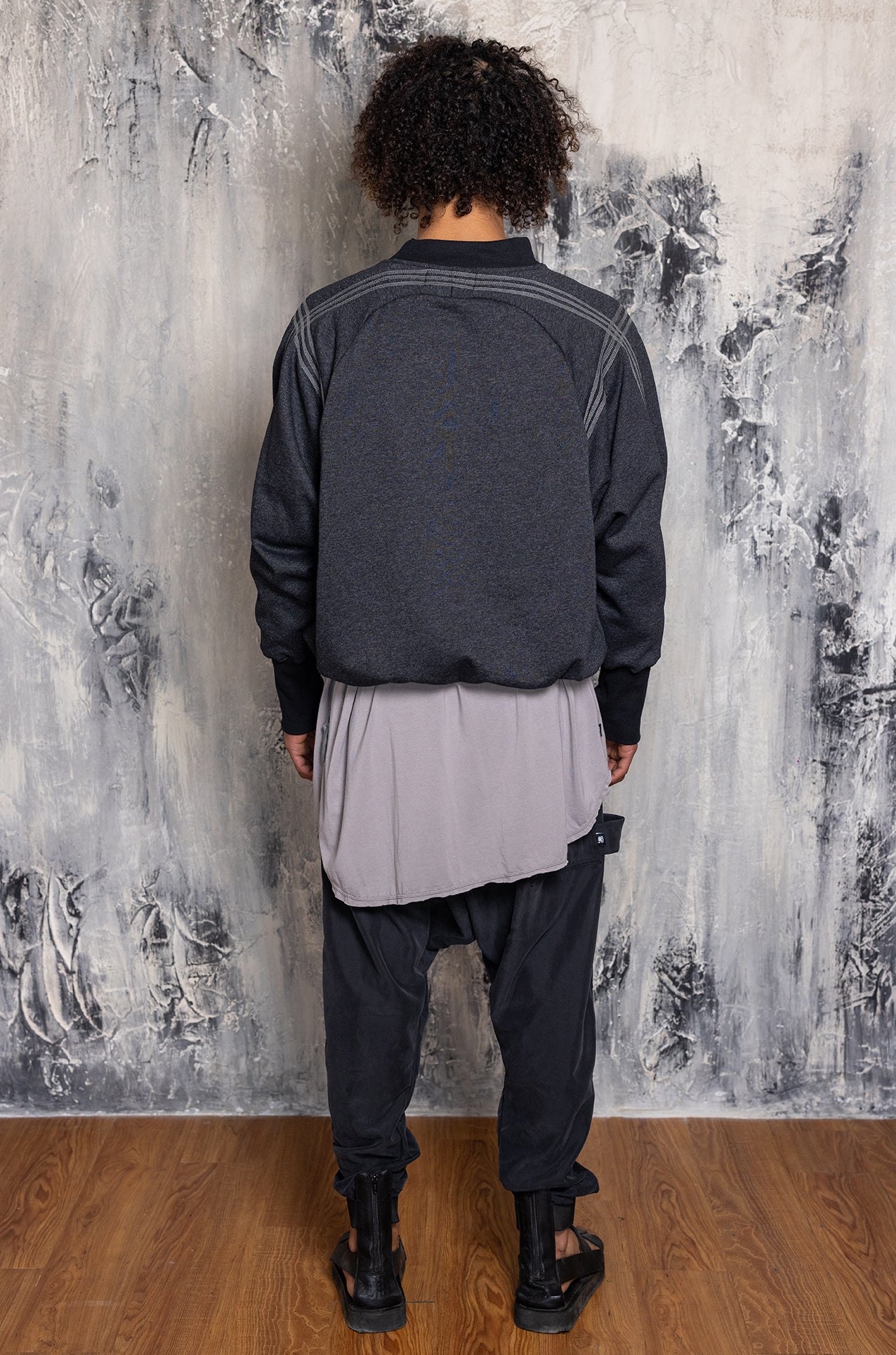 GYAKUMI CROP SWETERS