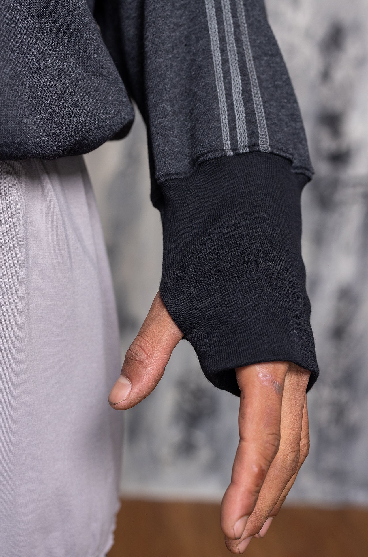 GYAKUMI CROP SWETERS