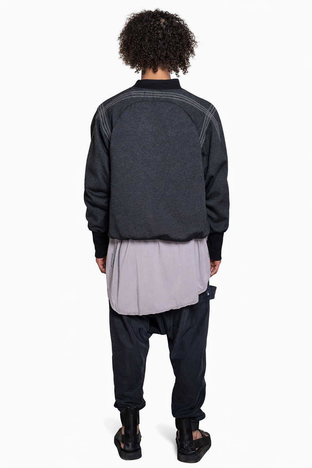 GYAKUMI CROP SWETERS