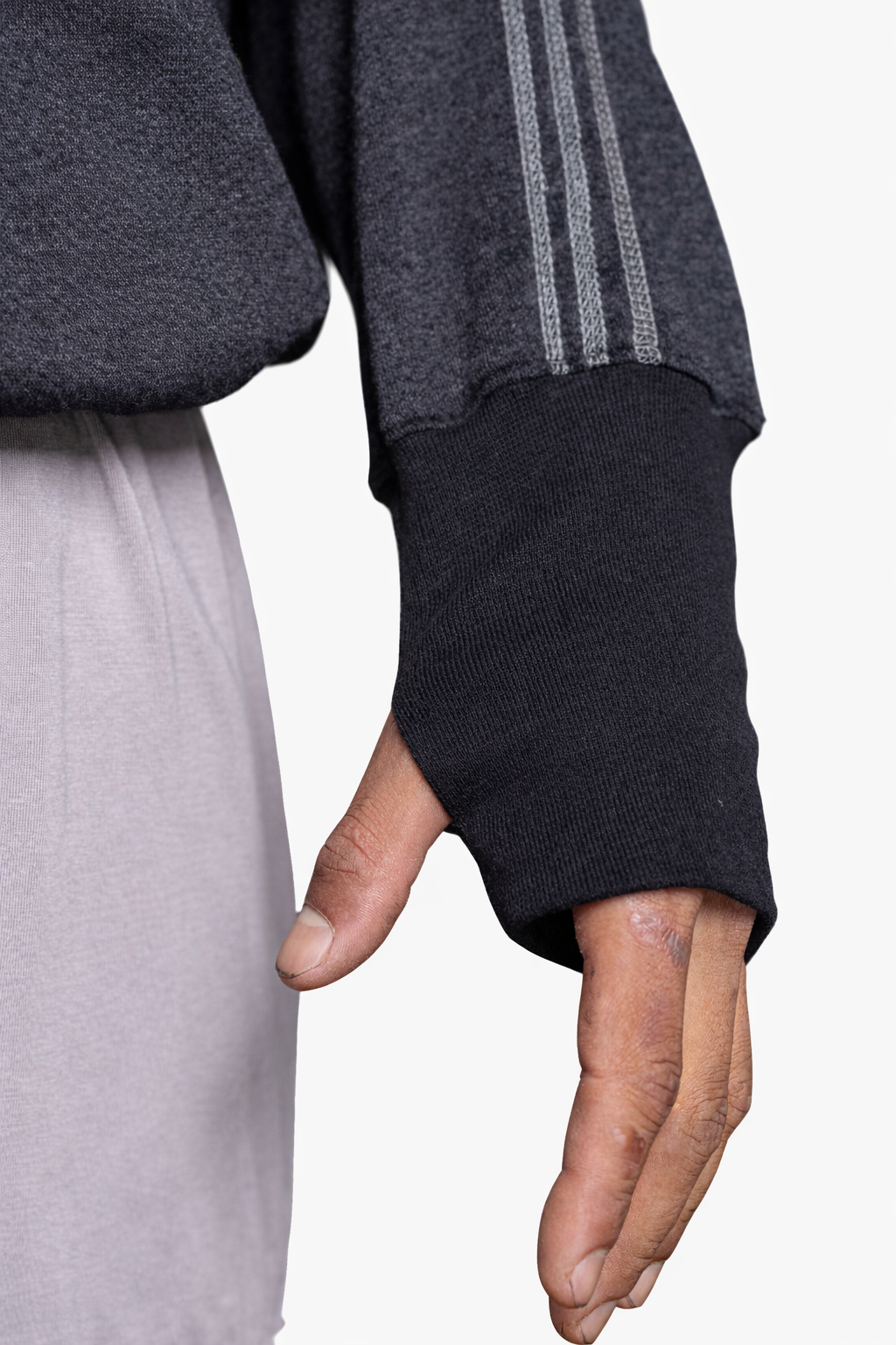 GYAKUMI CROP SWETERS