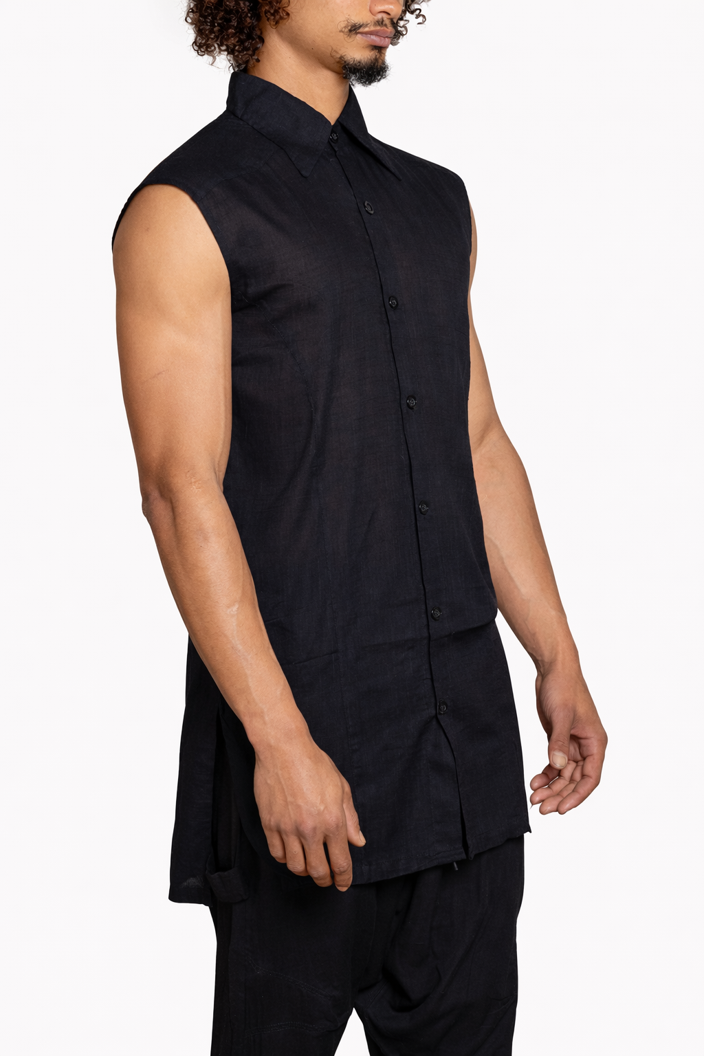 SHITSU.CO SLEEVELESS BLACK